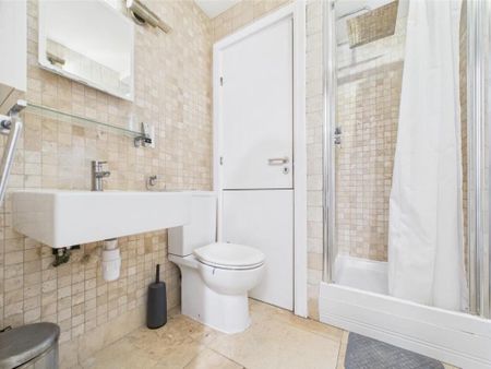 2 Bed Flat, Chart House, E14 - Photo 3