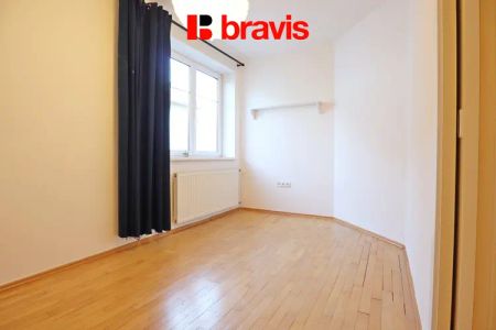 Pronájem bytu 2+kk, Brno Žabovřesky, ulice Kovařovicova, balkon, sklep, 2 x parkování - Fotografie 2