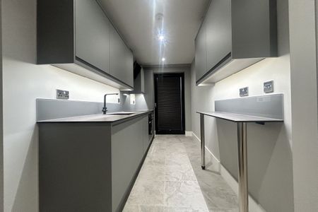 Jarrom Street - Photo 3