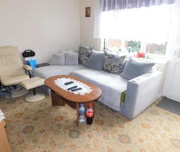 2 bedroom semi-detached house to rent - Photo 2