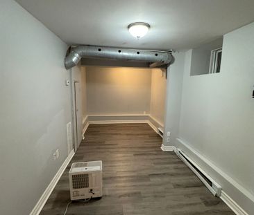 140 Osgoode - Photo 2