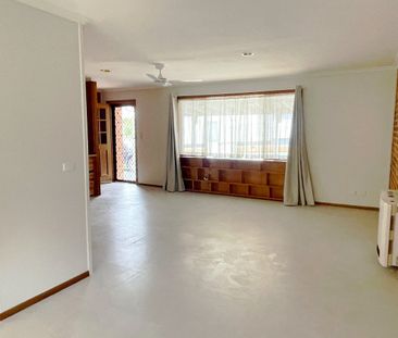 Comfortable Living - Photo 1