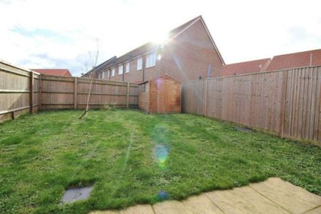 1 bedroom Property to rent - Photo 5