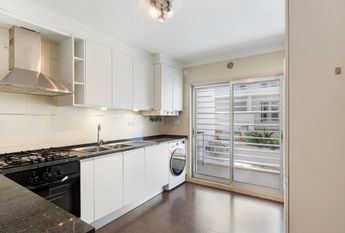 3 Bedroom Apartment with a view, Alto de Santa Catarina, Oeiras