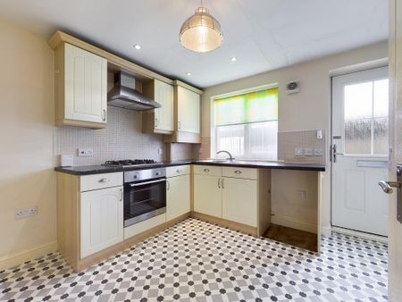 2 bedroom townhouse to rent - Photo 4