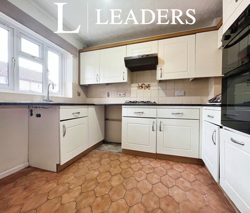 3 bedroom house to rent Yarrow Close, Worcester, WR5 - Photo 1