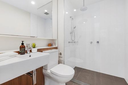 Luxury Apartment With Resort Facilities - Photo 3