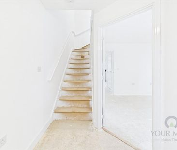 3 bedroom semi-detached house to rent - Photo 2