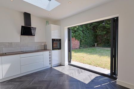 Hayton Green, Coventry - Modern Ground Floor Flat - Photo 2