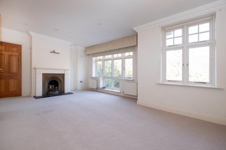 7 bedroom detached house to rent - Photo 2