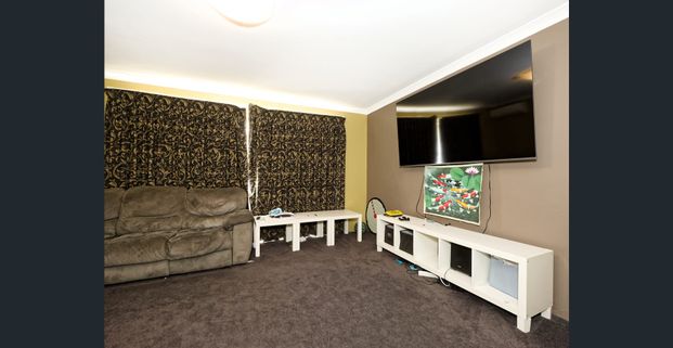 WELLARD 4X2 HOME FOR LEASE - Photo 1