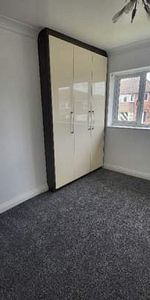 3 bedroom property to rent in Dewsbury - Photo 3