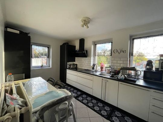 Appartement te huur - Photo 1