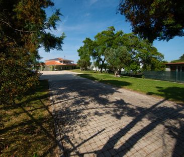 Detached villa with heated pool in Leiria - Photo 6