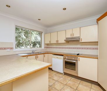 Three Bedroom Townhouse - Photo 6