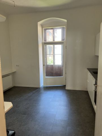IBK-Wilten: 2-Zimmer-Wohnung mit Loggia in perfekter Lage nahe Klinik & Zentrum! - Photo 4