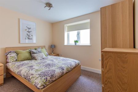 Churchill Villas, Churchill Way - Photo 3