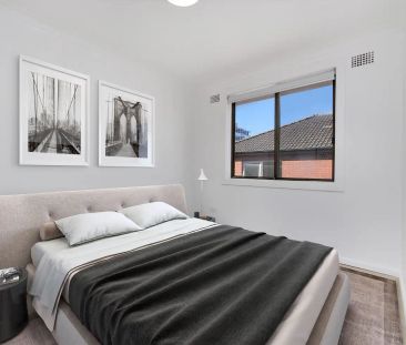 “Three Bedroom Coastal Living” - Photo 4