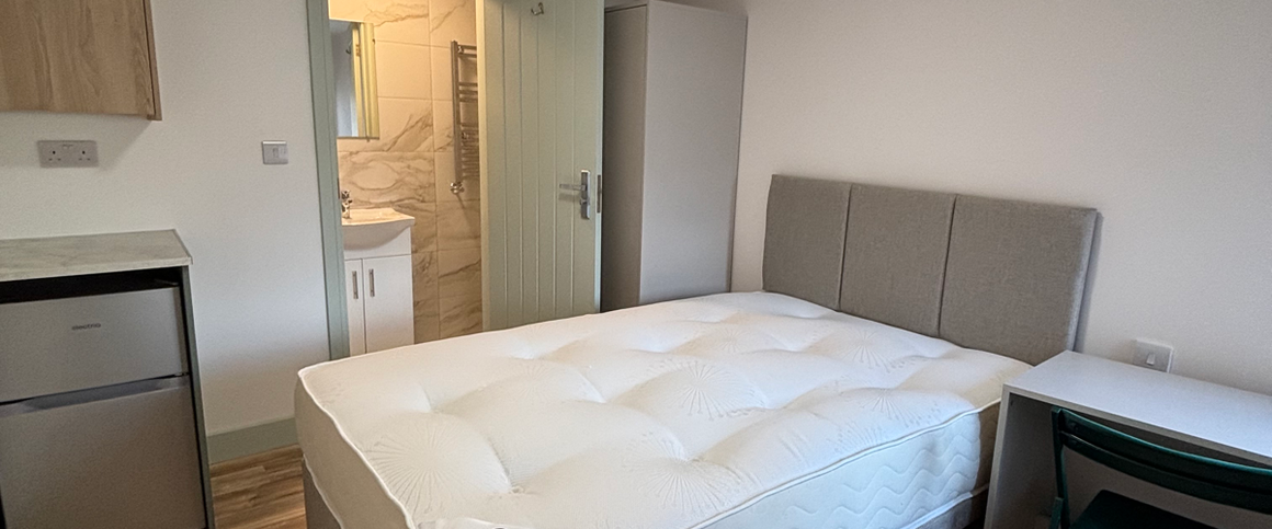 Whippendell Road Room 3 - Photo 1