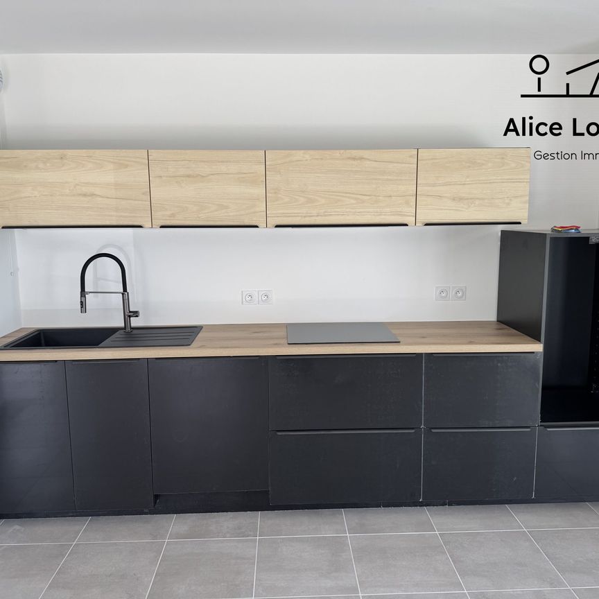 Location Appartement 3 pièces 73m² THONON LES BAINS 74200 - Photo 1