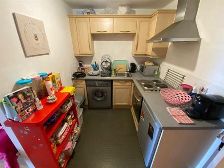 Studio Flat, Lincoln Gate, M4 - Photo 5