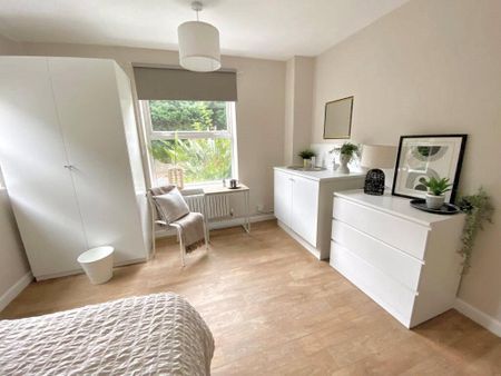 1 bedroom in a house share to rent - Photo 3