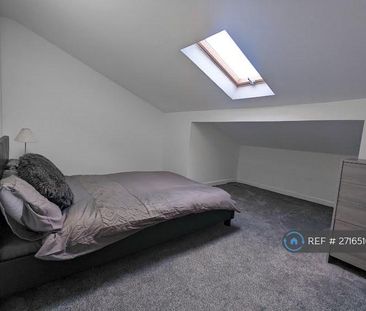 3 bedroom detached house to rent - Photo 2