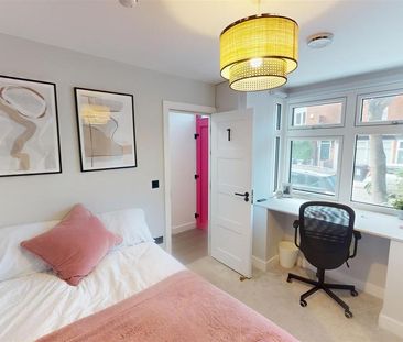 6 bedroom house to rent - Photo 1