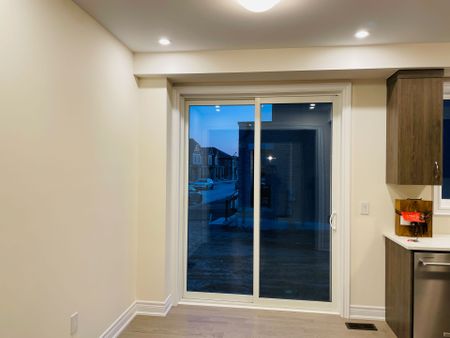 For Lease - 17 Hercules Club Drive, Richmond Hill, Ontario - Photo 2