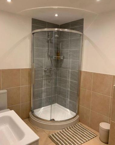Flat 1 2 Ogwen Terrace, High Street - Photo 5