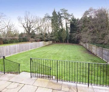 An impressive and immaculately presented family home in a desirable... - Photo 5