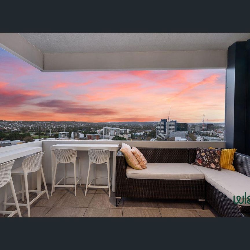 1804/509 Hunter Street, Newcastle, NSW 2300 - Photo 1