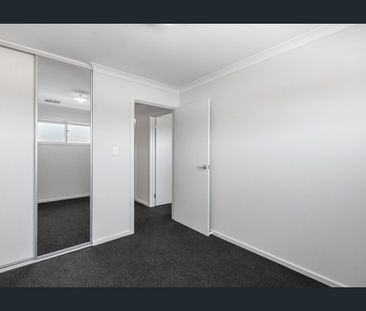 Newly Built 3-Bedroom Unit in Mount Barker - Photo 4