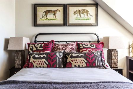 5 bedroom link detached house to rent - Photo 3