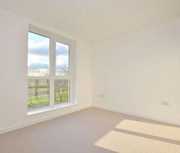 Grayston House, Astell Road, Blackheath, London, SE3 - Photo 2