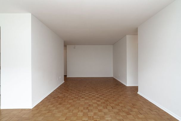 4 Overland Drive - Photo 1