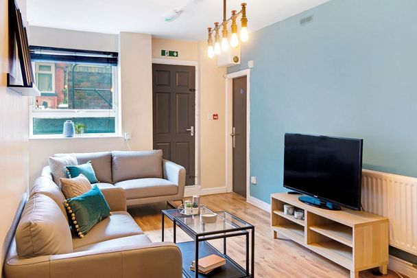 7 bedroom house to rent - Photo 1