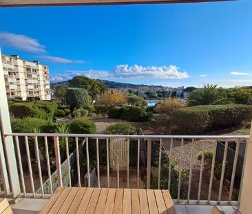 Location Appartement 1 pièce 20m² STE MAXIME 83120 - Photo 3