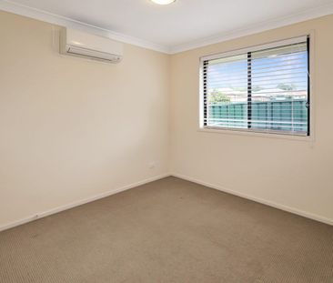 Modern Family Living in Eastbrook Links — With Solar - Photo 5