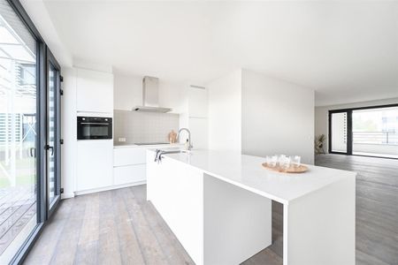 Ruim 1 slaapkamerappartement met groot terras in project Zilverkwartier te Berchem - Photo 3