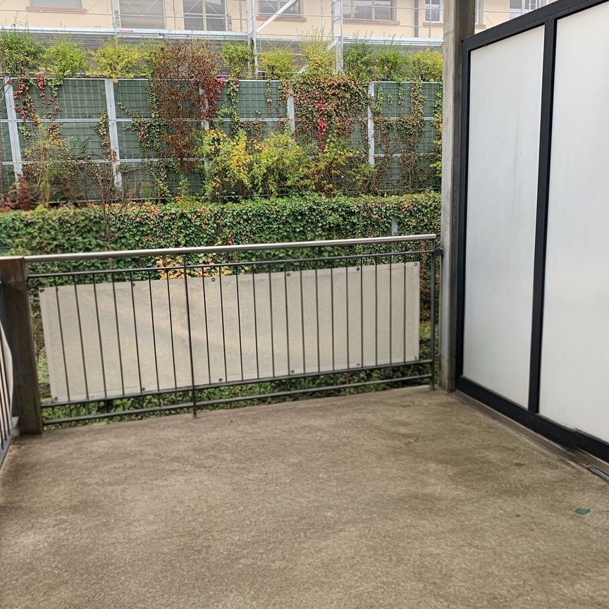 Bel appartement moderne de 3.5 pièces en plein centre ville - Photo 1