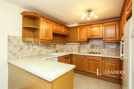 4 bedroom house to rent Westgate Road, Beckenham, BR3 - Photo 4