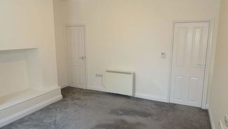 Commonside, Sheffield, S10 - Photo 2