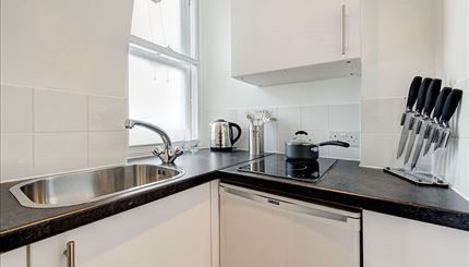 HILL STREET, W1J, London - Photo 4