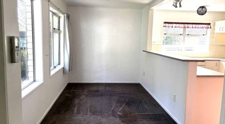 3 BEDROOM - TURANGI - Photo 3