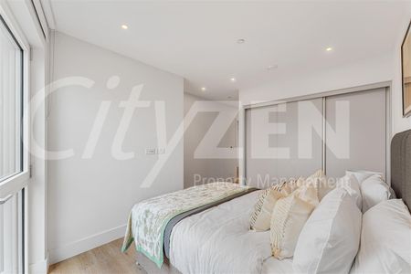 2 Maple Mews, London - Photo 4