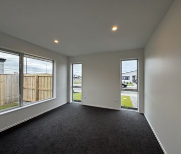 15 Cousins Street, Ravenswood, Woodend - Photo 2