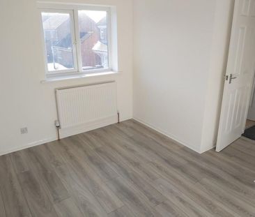 Eaglesthorpe, New England, Peterborough - Photo 2