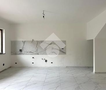 Quadrilocale in affitto - Photo 2