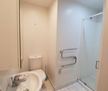 Aura Apartments - Photo 6